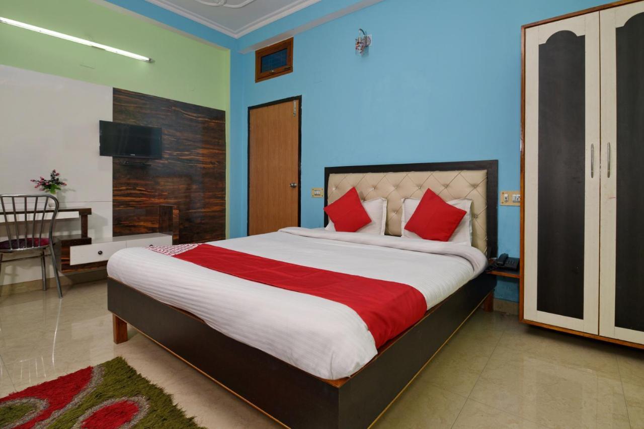 Oyo 4409 Hotel Chaitanya Inn Varanasi Esterno foto