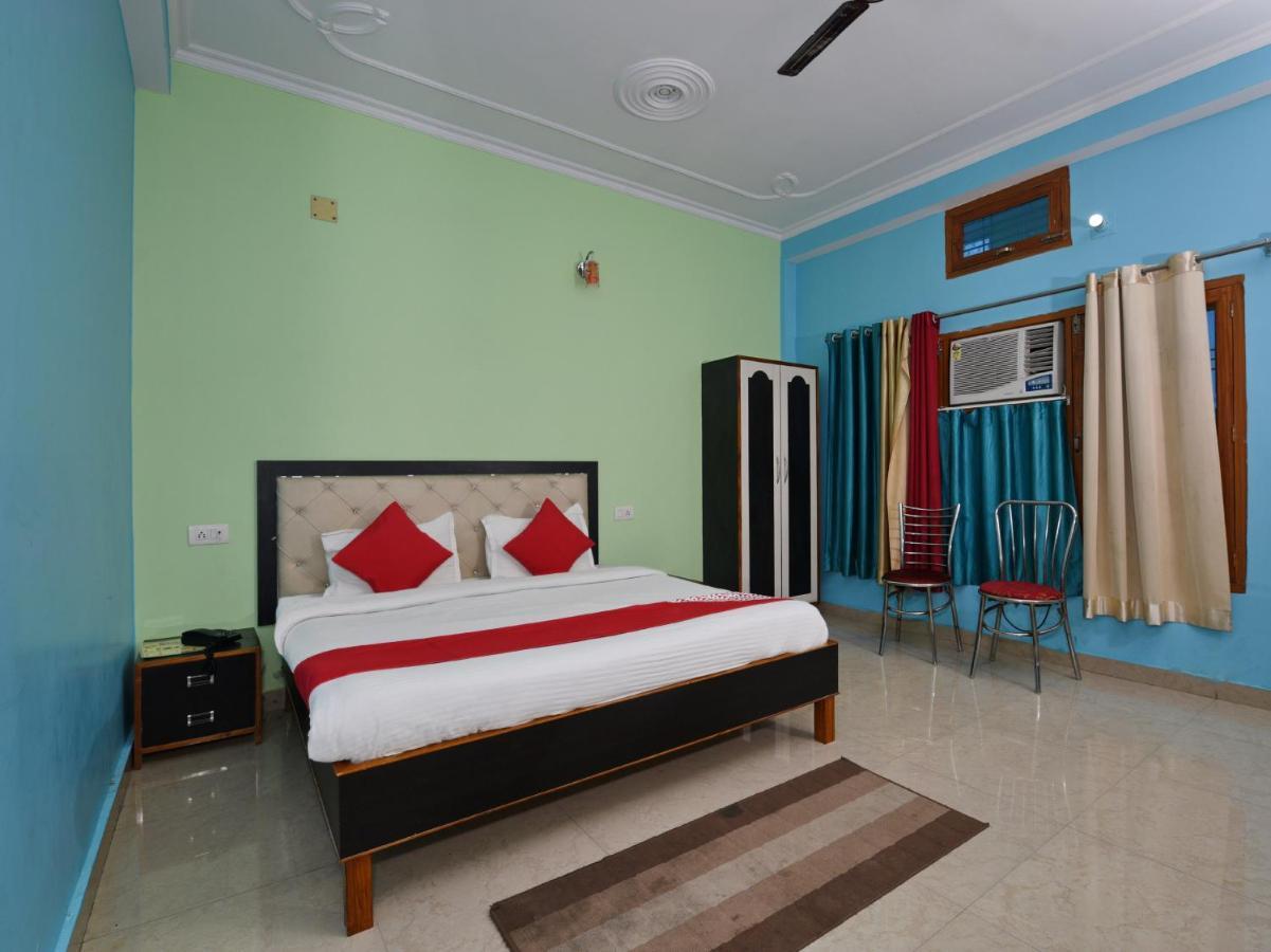 Oyo 4409 Hotel Chaitanya Inn Varanasi Esterno foto