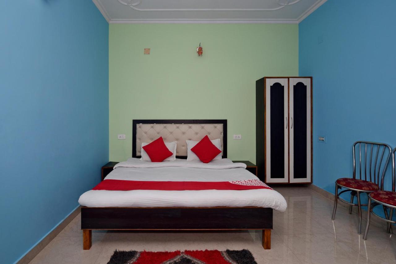 Oyo 4409 Hotel Chaitanya Inn Varanasi Esterno foto