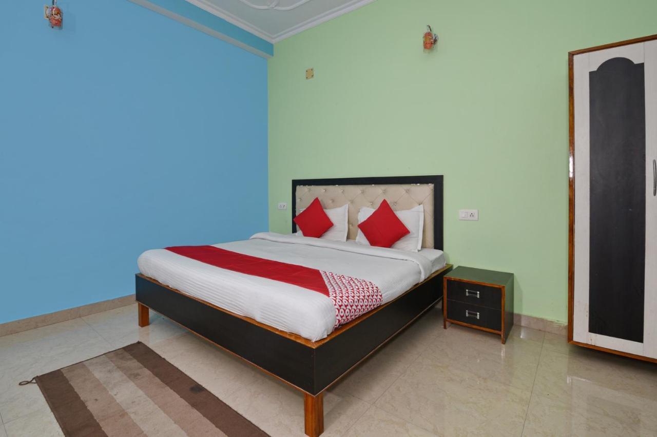 Oyo 4409 Hotel Chaitanya Inn Varanasi Esterno foto