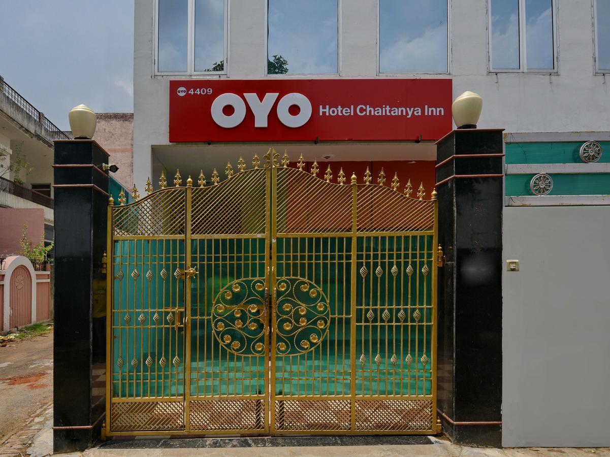Oyo 4409 Hotel Chaitanya Inn Varanasi Esterno foto